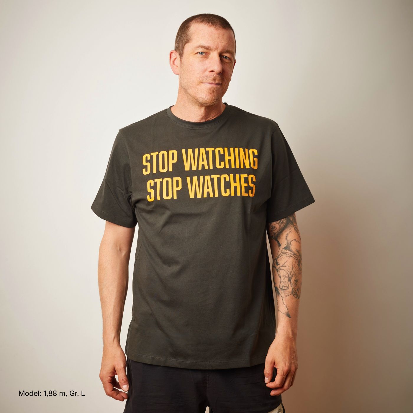 Stop Watching Stop Watches T-Shirt, Biobaumwolle, unisex