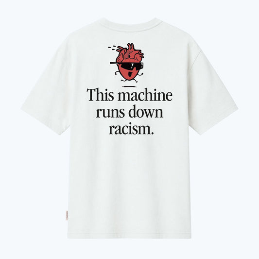 This Machine Runs Down Racism T-Shirt, Biobaumwolle, unisex
